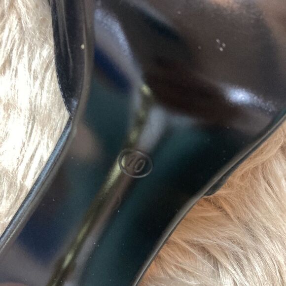 Cape Robbin Oversized Black Bow Detail Mule Gold Accent Bubble Heel/Stiletto - Picture 7 of 12